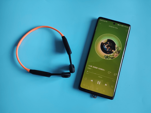 专业泳者的水下声伴-wedoking Fire 专业游泳骨传导耳机实测评测