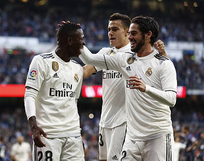 欧冠生死线:拜仁vs皇马次回合前瞻,银河战舰恐四大皆空,首发出炉