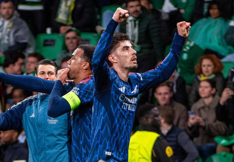 欧冠最强球队争冠，阿森纳和拜仁慕尼黑携手晋级