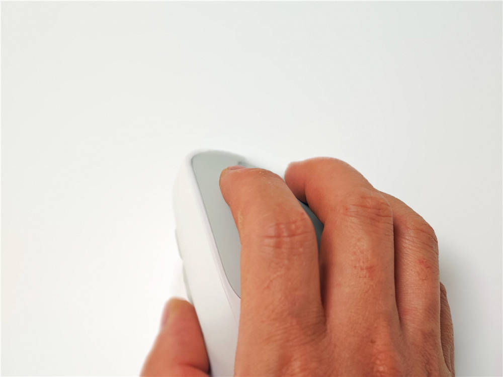 西圣M1人体工学鼠标：告别鼠标手，久用不累，办公更轻松