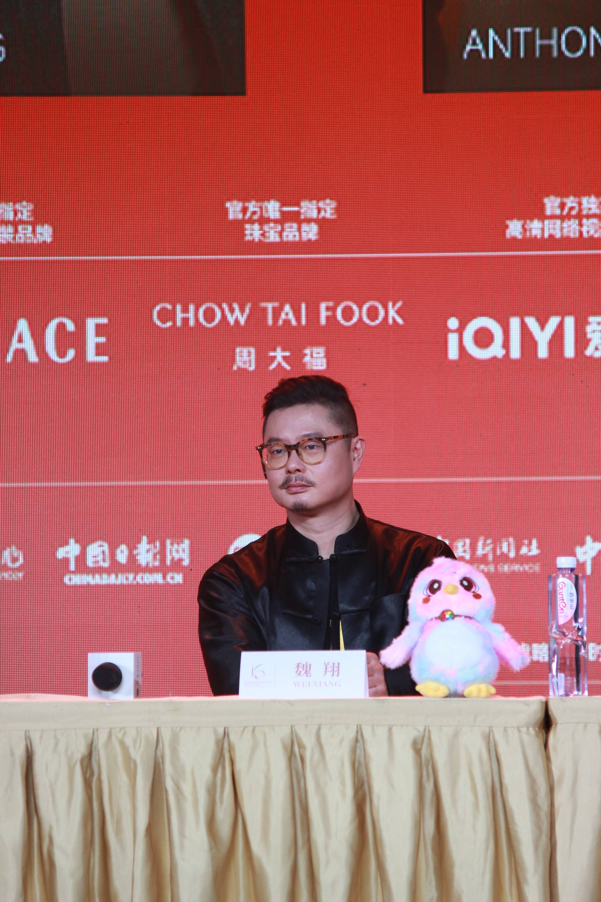 魏翔谈AI对演员的冲击：我还是幸运的，AI对纯喜剧不能百分之百复制封面图