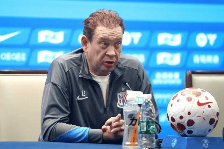 申花主帅：李可目前还未能和全队合练 内外援身份我并不看重