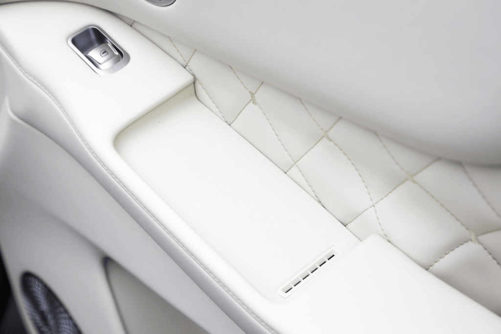 以中国豪华定义全球旗舰，魏牌 V9X 亮相北京车展2167.png