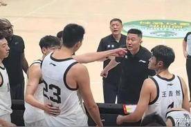 中职篮季后赛12强确定了，但这个排序的前兆或是徐昕怒怼杜锋，新老碰撞大爆发