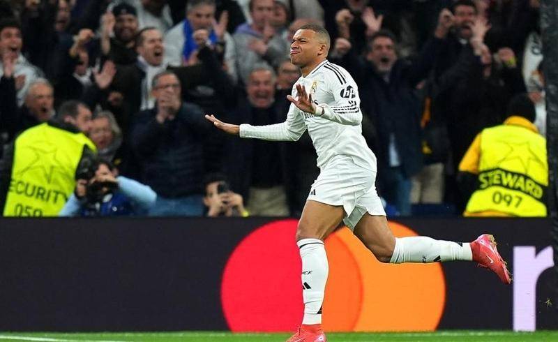 皇马新王？姆巴佩百场数据遭C罗无情碾压