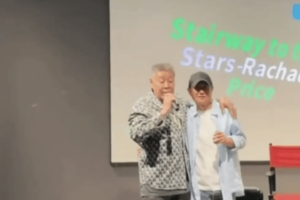 文章酒吧开业现场火爆，圈内好友纷纷助阵