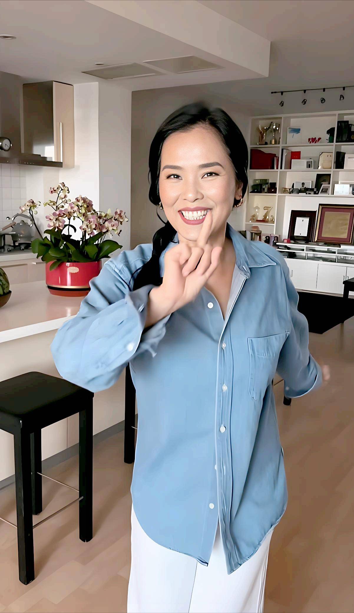 存人胜存钱3个儿子曾是韦唯再婚障碍如今全是她的宝贵财富