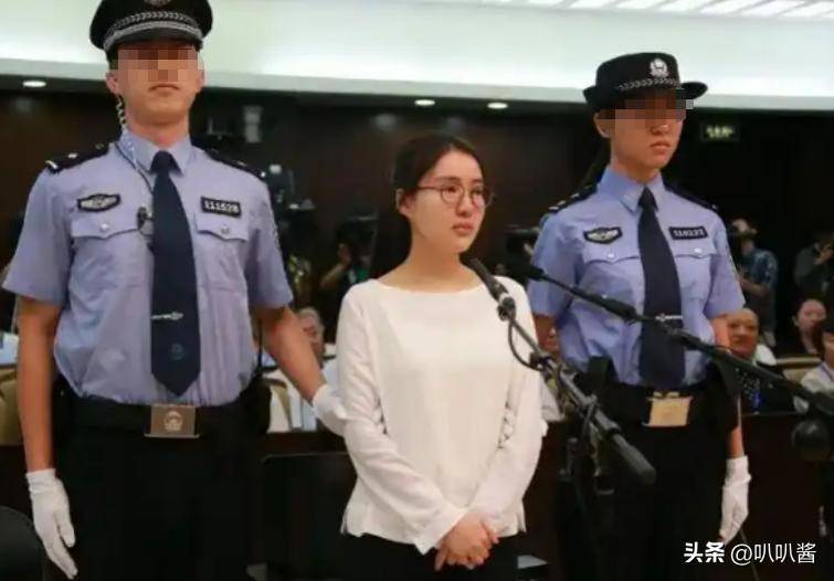 郭美美 微博 炫富_郭美美炫富事件_郭美美假慈善骗钱事件