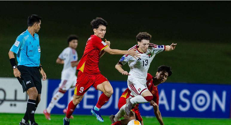 越南U17首次挺进世青赛 引发东南亚足坛广泛赞誉