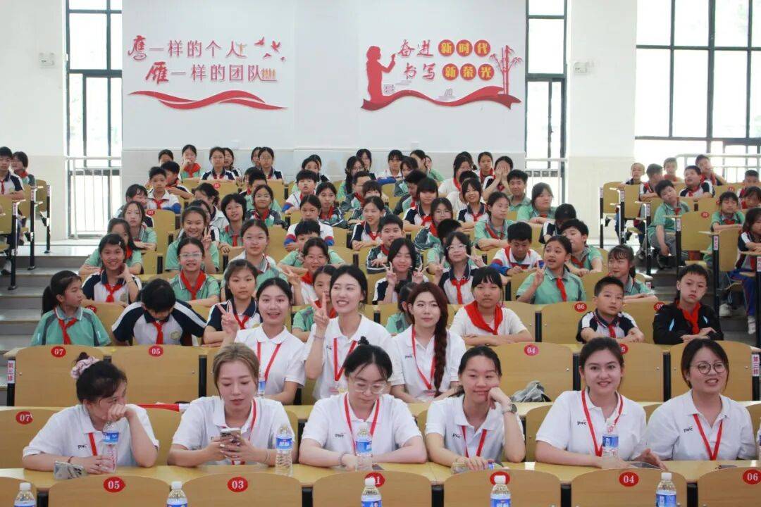 逐梦远航 职引未来——寻乌县“我有一个梦想”征文绘画视频颁奖活动圆满举行