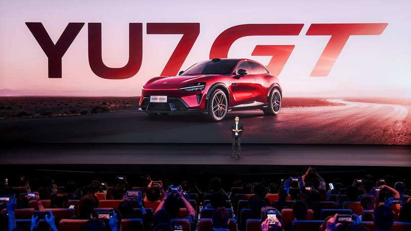 7分22秒755！小米YU7 GT登顶纽北最速SUV，雷军：在伟大旅程中成就更好的自己
