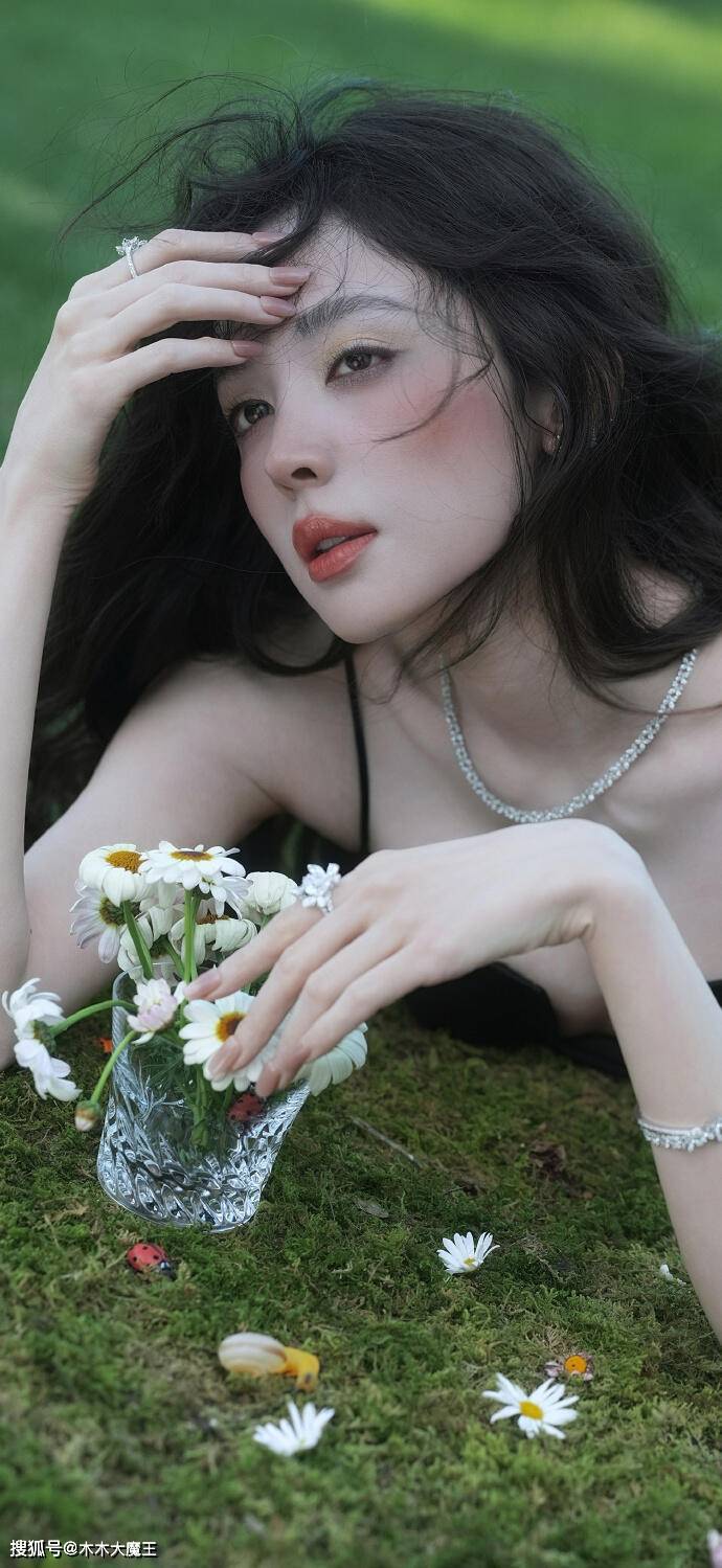 娜扎这组写真太绝了！