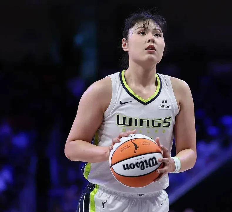 不是李月汝！不是韩旭！马里女篮主帅盛赞中国2小将，是未来核心