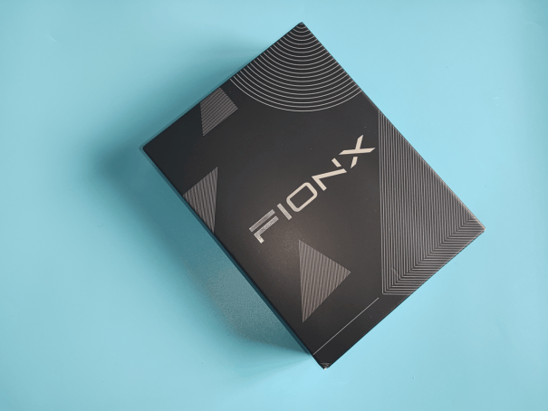 颠覆行业！FIONX声波+扫振双模式电动牙刷：百元价位，千元体验
