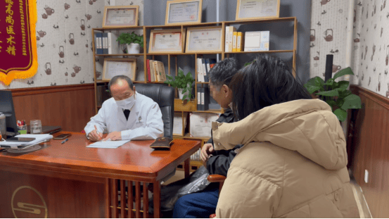 以心护心，用坚守传递温暖——董田林医生