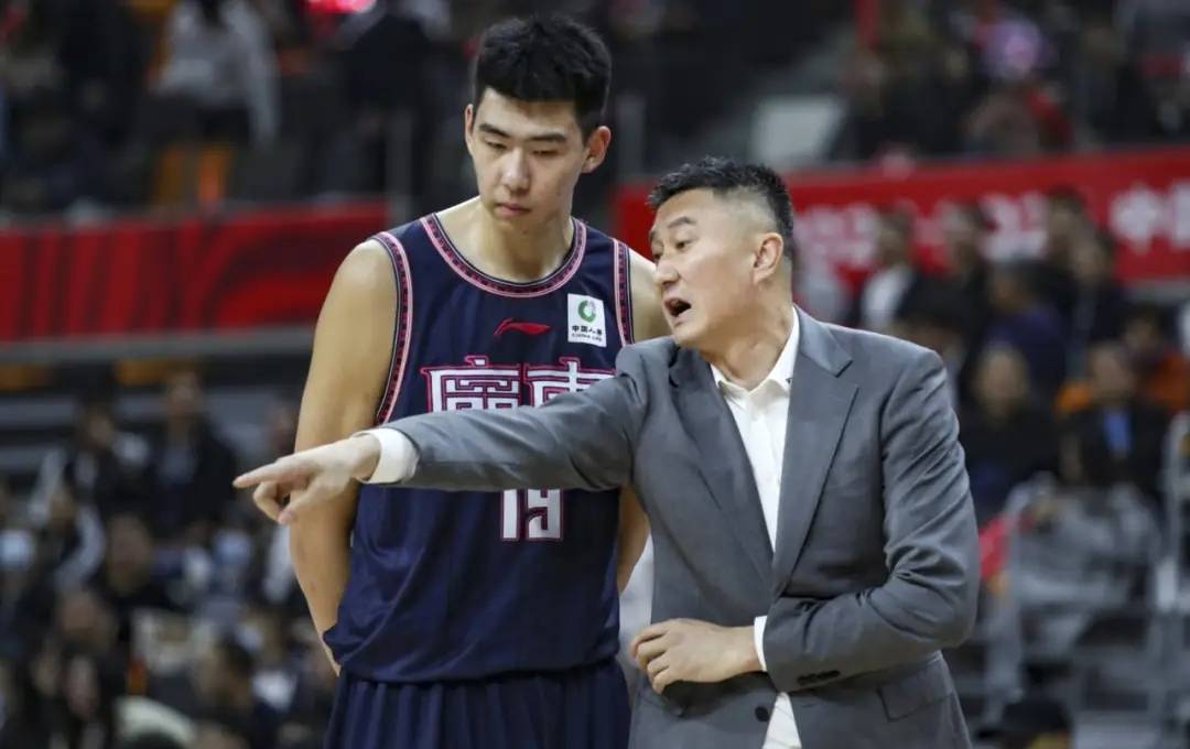 宏远速递！徐昕回归广东受阻，杜锋出国深造，杨溢考虑打大学联赛