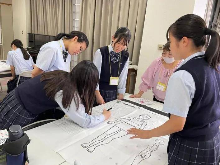 请输入图片描述