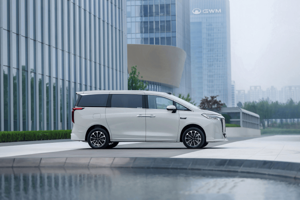 27.08万解锁家庭出行新时尚，魏牌高山 7 SUV 版正式上市955.png