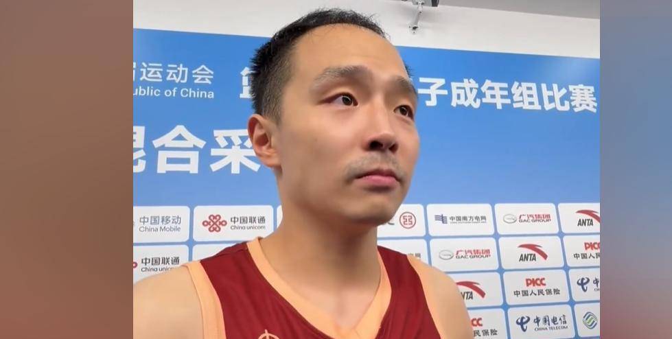 CBA最新动态：郭艾伦降薪续约，弗格完全签约，青岛抛售国手后卫