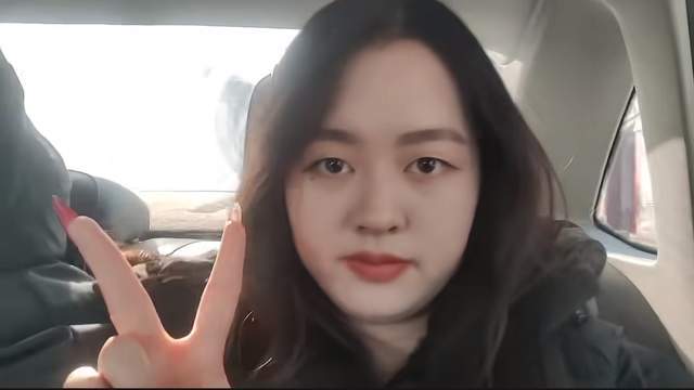 原创            北京机车美女祝金焕去世！年仅23岁，相恋四年的男友带遗照游西藏