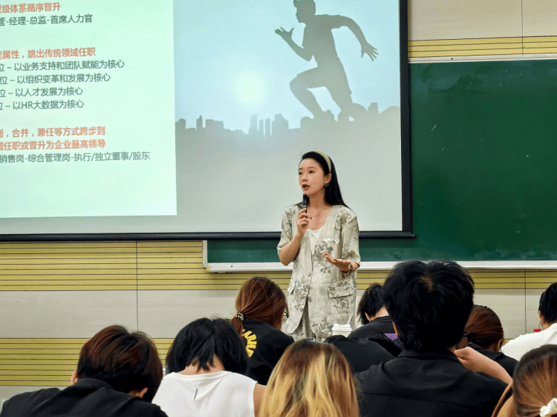 众合云科携行业实战经验进高校，让人才培养与产业需求精准接轨(图2)