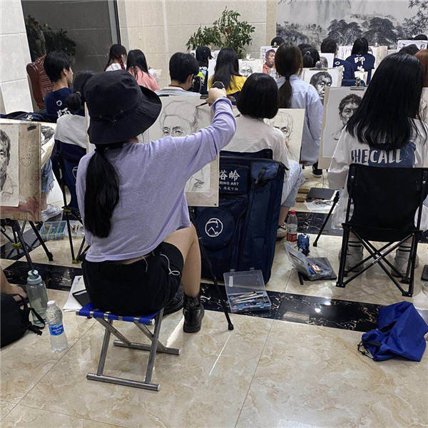 去婺源油画写生 如何选择适配不同群体的配套服务
