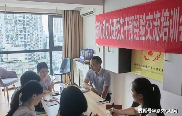 为什么说日常生活是不应该担心恐惧艾滋病的