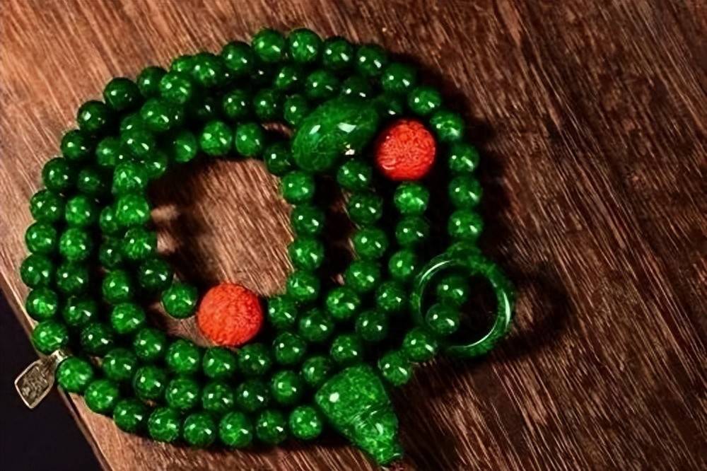 文玩界的神秘“绿宝石”——虬角，你了解多少？