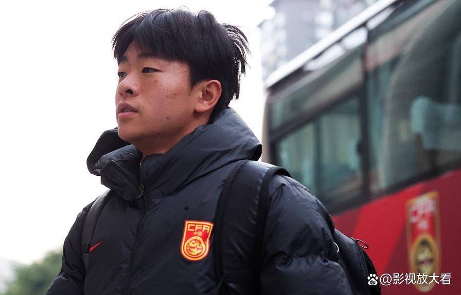 没忘本！邝兆镭为中国足球小将捐款6万 董路：我培养出了4个白眼狼