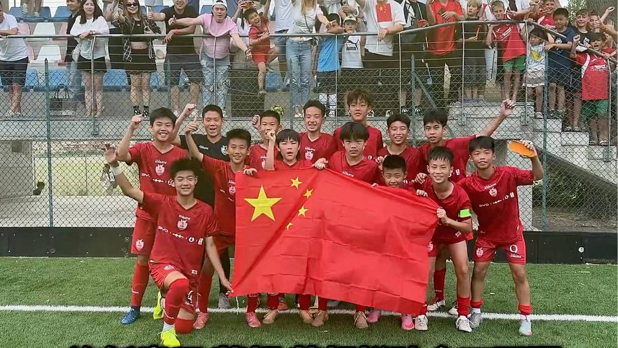 8月8日：董路深陷年龄造假困局，中国足球小将信任危机何解？