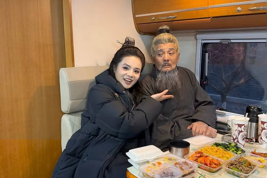 李国麟女儿李沅沅自曝横店经历:被导演骂脏话,坚信实力比关系重要