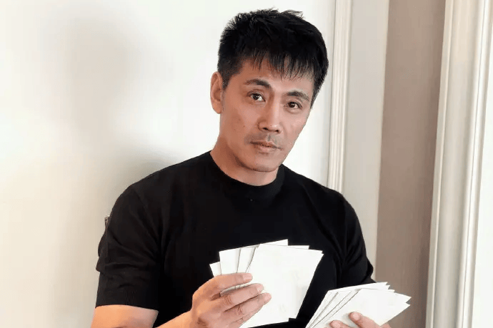 邵兵回应退赛《披荆斩棘2026》：由于近期训练中肩部旧伤反复，必须停止一切训练封面图