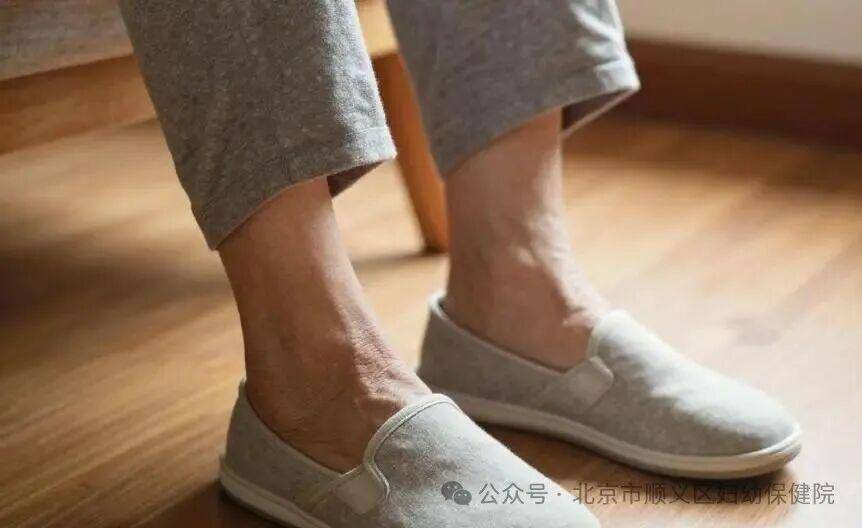 为什么说“人老先老腿”？