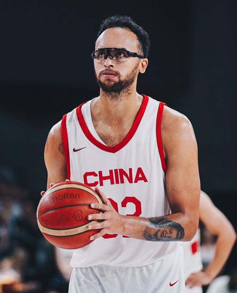 回归中国男篮，李凯尔发声，官宣决定，最大遗憾曝光，郭士强等到