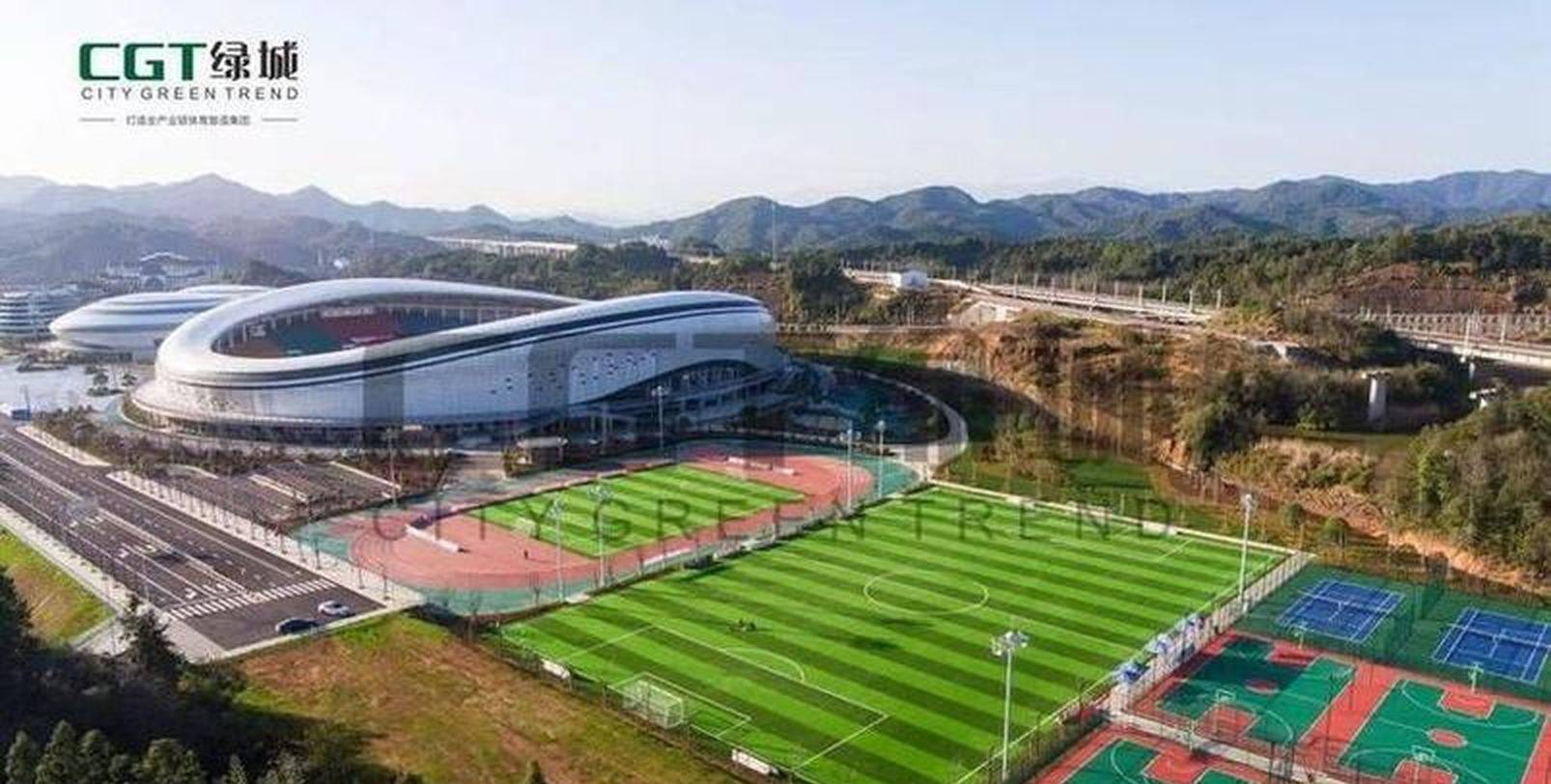长春亚泰2比0完胜山东泰山，第11位逆袭第5名抢断12比5，中场核心流失后泰山开局悬了？