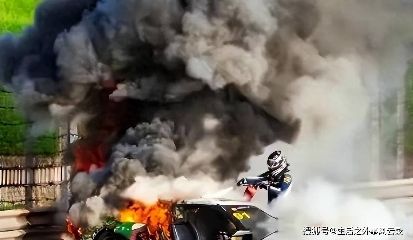上海站赛车手火海等待救援，多车队集体退赛