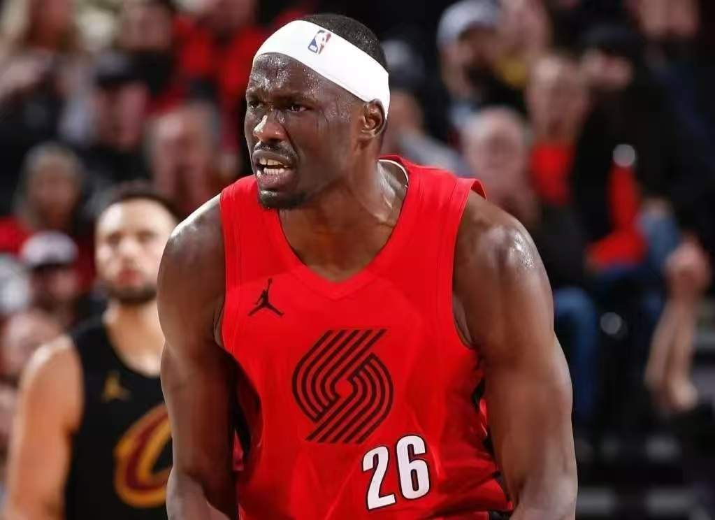 太阳签下杨瀚森进NBA引路人！搭档杨瀚森好兄弟，广东错失大外援