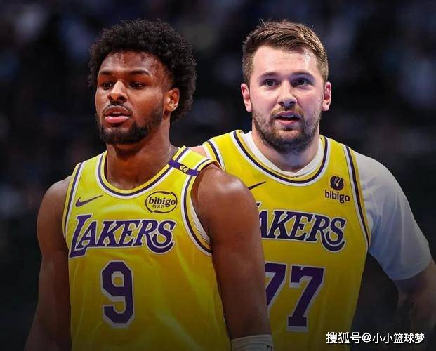 东契奇要求布朗尼防守詹姆斯！圣诞大战老詹能否手下留情？