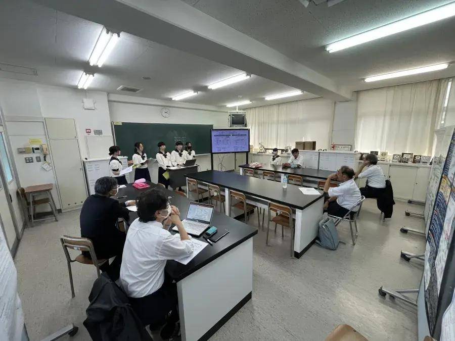 请输入图片描述