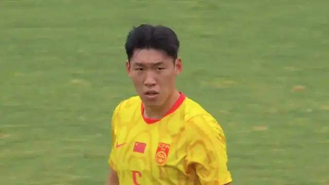 注意泰国小快灵，U23国足首发11人预测，向余望替王钰栋，5将别拿黄牌