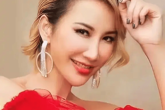 李玟刘欢相继去世,《歌手》系列两位歌王先后离去封面图