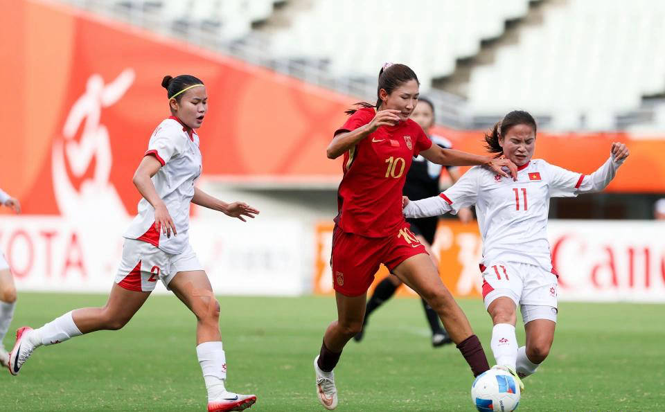 中国女足 vs 澳大利亚女足