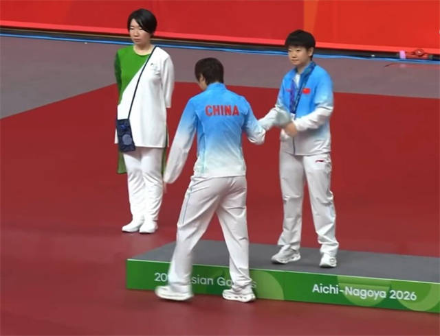 孙颖莎 vs 戈达