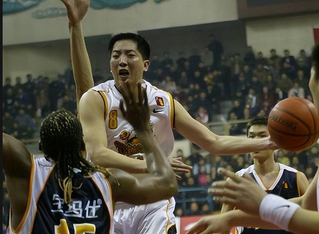 原创
            盘点男篮亚运30+表演：历史仅4人，廖三宁上榜，姚明从未做到