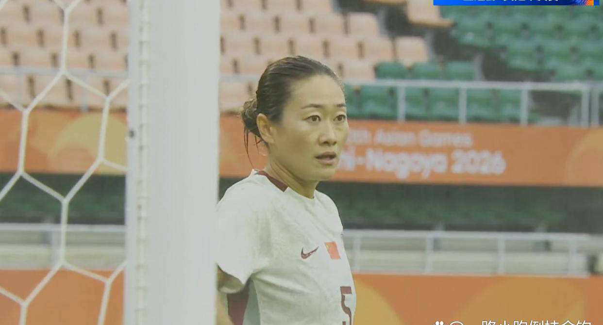 止步四强！中国女足0-2不敌朝鲜，28年未能夺得亚运冠军，姚伟不幸乌龙
