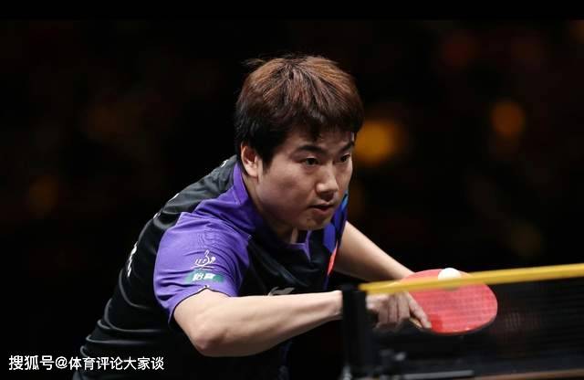 时隔5个月，梁靖崑重返国际赛场！3-0俄罗斯名将后，大胖采访出炉