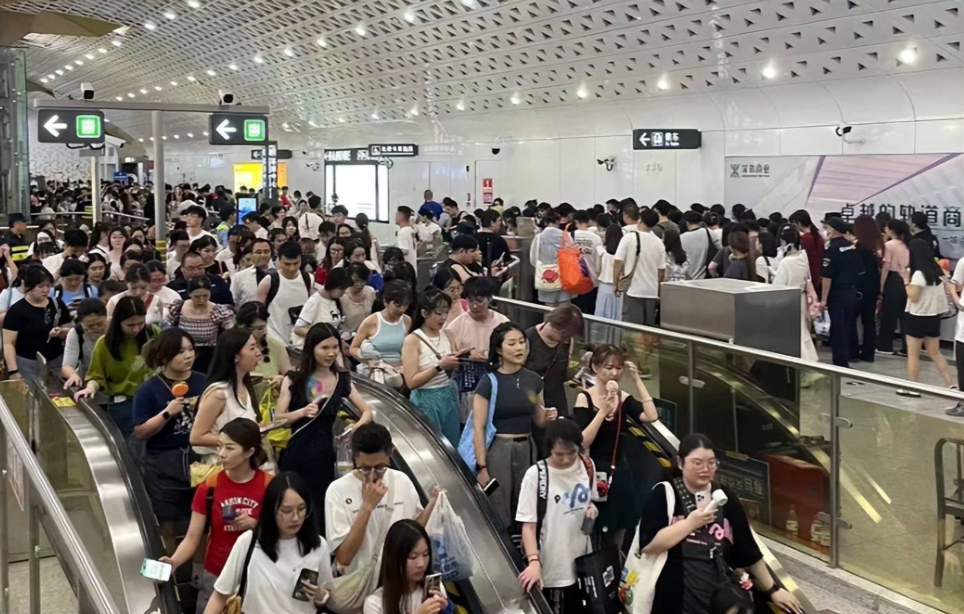 德国人来北京凌晨五点被震撼:这烟火气才是真实的中国生活(图7) 德国人来北京凌晨五点被震撼:这烟火气才是真实的中国生活(图7)