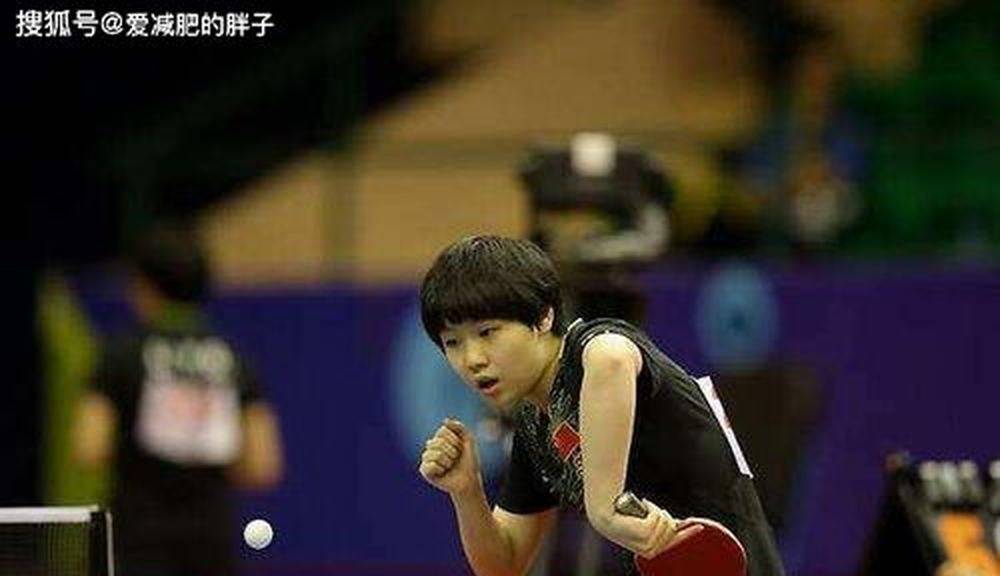 10月7日：蒯曼3比0完胜杜凯琹排名相差31位看台球迷对喊引秩序争议赛后坦言开局手感偏紧