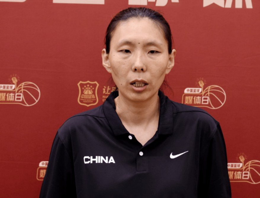 中国女篮惜败日本女篮！错失小组第一，陈楠搞平均，双核心未受重用！