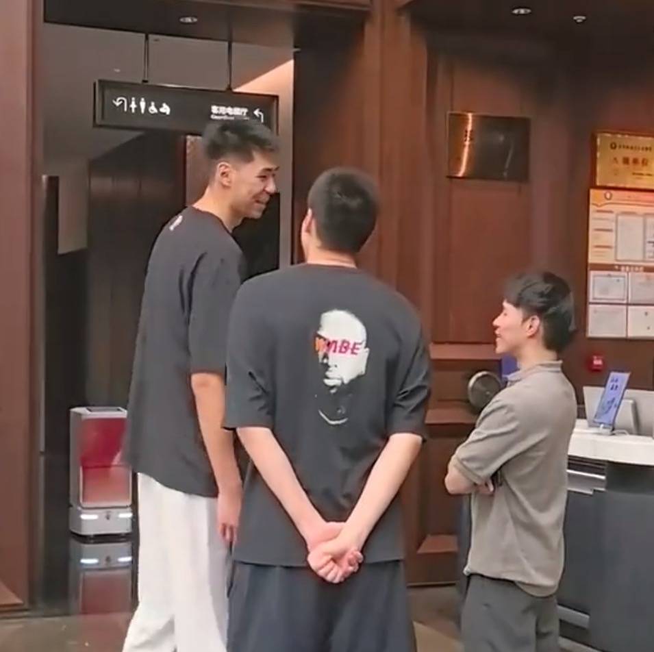 宏远3消息！陈老板做重要决定，小陈总与徐昕密聊，杨鸣调侃朱芳雨